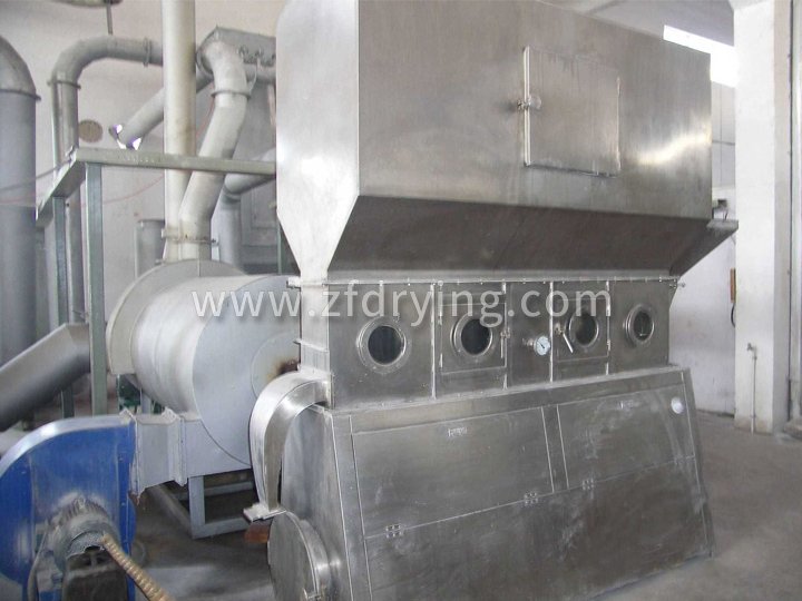 Horizontal boiling dryer